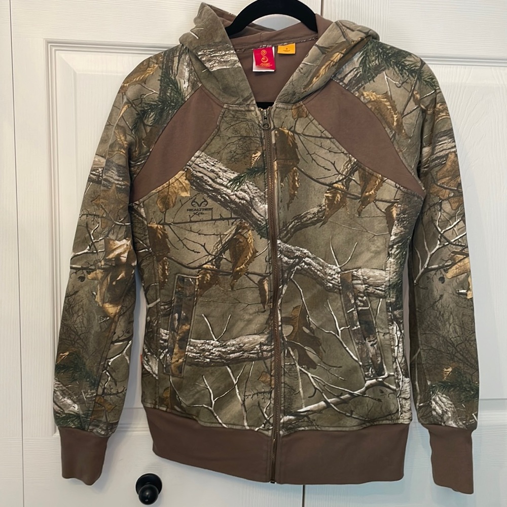 SHE Outdoor Camo Hoodie